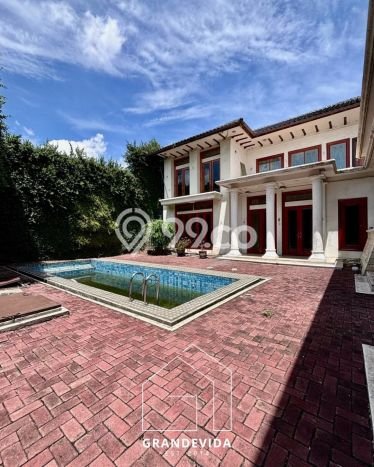 For Sale! Luxury House LT 920m2 Desain Elegan di Cipete For Sale! Luxury House LT 920m2 Desain Elegan di Cipete