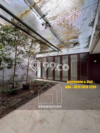 Rumah Mewah Siap Huni LT 422m2 di Kebayoran Baru, Jakarta Selatan Rumah Mewah Siap Huni LT 422m2 di Kebayoran Baru, Jakarta Selatan