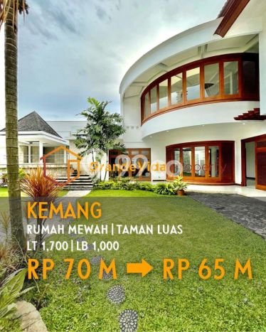For Sale! Premium House LT 1700m2 Desain Modern di Kemang For Sale! Premium House LT 1700m2 Desain Modern di Kemang