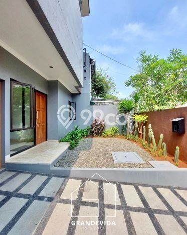 Dijual Rumah Luas Elegan Dengan View Cantik di Pondok Indah, Jakarta Selatan Dijual Rumah Luas Elegan Dengan View Cantik di Pondok Indah, Jakarta Selatan