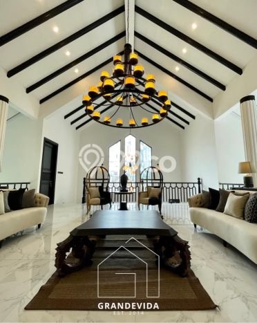 Jual Rumah Luas Elegan Dengan View Eksklusif di Kemang, Jakarta Selatan Jual Rumah Luas Elegan Dengan View Eksklusif di Kemang, Jakarta Selatan