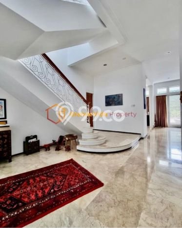 Rumah Luxury Modern Siap Huni di Pondok Indah Jakarta Selatan Rumah Luxury Modern Siap Huni di Pondok Indah Jakarta Selatan