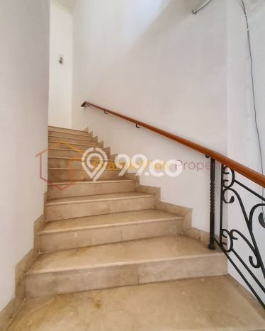 Rumah Luxury Modern Tanpa Renovasi di Kemang Jakarta Selatan Rumah Luxury Modern Tanpa Renovasi di Kemang Jakarta Selatan