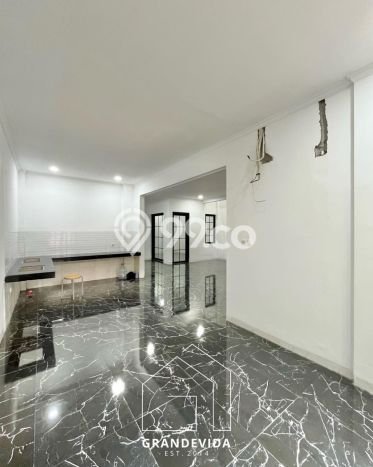 Rumah Elit Modern Siap Huni di Pondok Indah Jakarta Selatan Rumah Elit Modern Siap Huni di Pondok Indah Jakarta Selatan