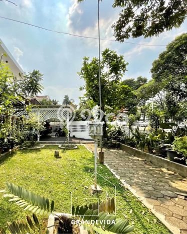 Rumah Luxury Modern Tanpa Renovasi di Pondok Indah Jakarta Selatan Rumah Luxury Modern Tanpa Renovasi di Pondok Indah Jakarta Selatan
