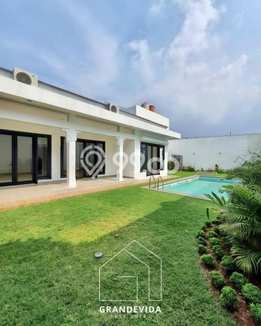 Rumah Elit LB 643m2 Siap Pakai Desain Elegan di Cipete, Jakarta Selatan Rumah Elit LB 643m2 Siap Pakai Desain Elegan di Cipete, Jakarta Selatan