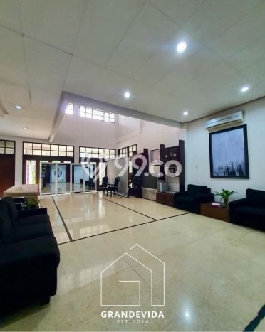Hunian Mewah LB 600m2 Siap Pakai Desain Elegan di Kemang, Jakarta Selatan Hunian Mewah LB 600m2 Siap Pakai Desain Elegan di Kemang, Jakarta Selatan
