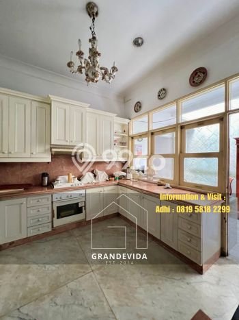 Dijual Rumah Premium dengan Fasilitas Sekitar Lengkap di Kebayoran Baru, Jakarta Selatan Dijual Rumah Premium dengan Fasilitas Sekitar Lengkap di Kebayoran Baru, Jakarta Selatan