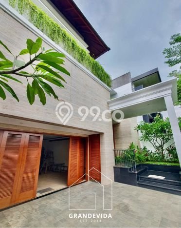 Hunian Elit LB 525m2 Siap Pakai Desain Elegan di Pondok Indah, Jakarta Selatan Hunian Elit LB 525m2 Siap Pakai Desain Elegan di Pondok Indah, Jakarta Selatan