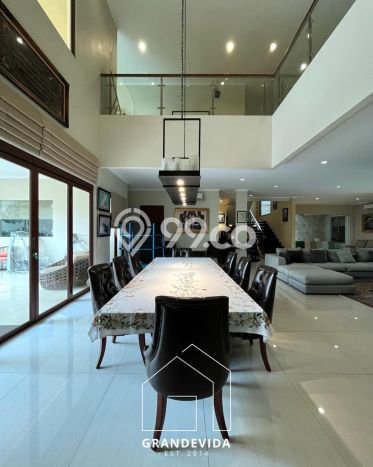 Hunian Elit LB 1284m2 Siap Pakai Desain Elegan di Kemang, Jakarta Selatan Hunian Elit LB 1284m2 Siap Pakai Desain Elegan di Kemang, Jakarta Selatan