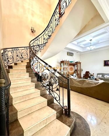 For Sale! Luxury House LT 692m2 Desain Modern di Pondok Indah For Sale! Luxury House LT 692m2 Desain Modern di Pondok Indah
