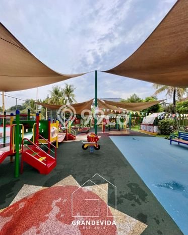 Rumah Mewah LB 1000m2 Siap Huni Desain Elegan di Kemang, Jakarta Selatan Rumah Mewah LB 1000m2 Siap Huni Desain Elegan di Kemang, Jakarta Selatan