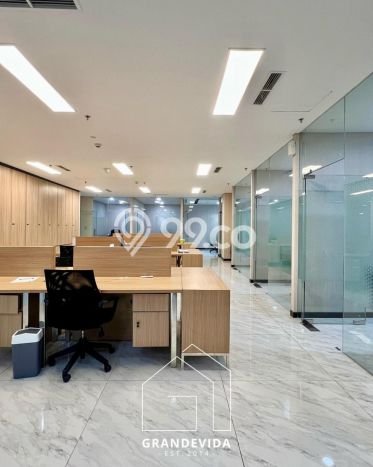 Kantor Area Bisnis di , Luas 318m2m², Jalan Utama Kantor Area Bisnis di , Luas 318m2m², Jalan Utama