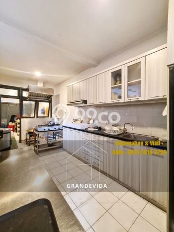 Rumah Mewah Siap Huni LT 250m2 di Kebayoran Baru, Jakarta Selatan Rumah Mewah Siap Huni LT 250m2 di Kebayoran Baru, Jakarta Selatan