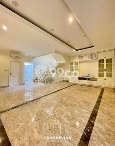 Rumah Elit LB 360m2 Siap Pakai Desain Elegan di Pondok Indah, Jakarta Selatan Rumah Elit LB 360m2 Siap Pakai Desain Elegan di Pondok Indah, Jakarta Selatan