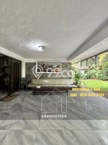 Siap Huni Rumah Mewah 6 Kamar di Kebayoran Baru Dekat ke Mana Saja Siap Huni Rumah Mewah 6 Kamar di Kebayoran Baru Dekat ke Mana Saja