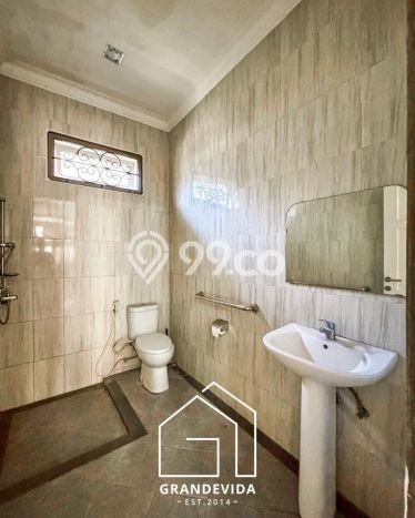 Jual Rumah Luas Elegan Dengan View Cantik di Pondok Indah, Jakarta Selatan Jual Rumah Luas Elegan Dengan View Cantik di Pondok Indah, Jakarta Selatan