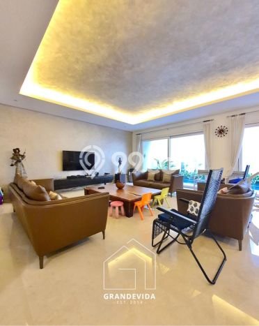 Hunian Elit LB 560m2 Siap Huni Desain Elegan di Pondok Indah, Jakarta Selatan Hunian Elit LB 560m2 Siap Huni Desain Elegan di Pondok Indah, Jakarta Selatan