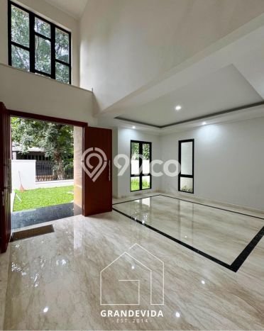 Rumah Luxury Modern Siap Huni di Pondok Indah Jakarta Selatan Rumah Luxury Modern Siap Huni di Pondok Indah Jakarta Selatan