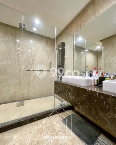 Rumah Elit Modern Tanpa Renovasi di Kemang Jakarta Selatan Rumah Elit Modern Tanpa Renovasi di Kemang Jakarta Selatan