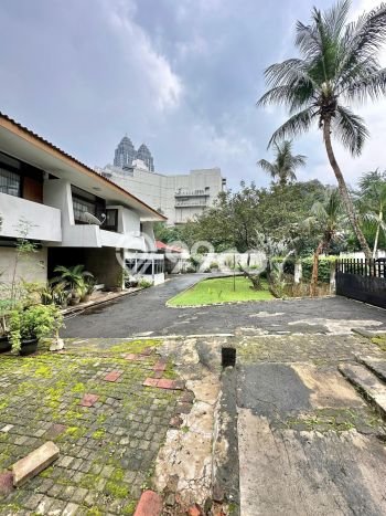 LOKASI STRATEGIS! Tanah Kawasan Kebayoran Baru, Luas 1715m2m², Lokasi Potensial, Cocok untuk Investasi LOKASI STRATEGIS! Tanah Kawasan Kebayoran Baru, Luas 1715m2m², Lokasi Potensial, Cocok untuk Investasi