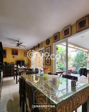 For Sale! Premium House LT 242m2 Desain Modern di Pondok Indah For Sale! Premium House LT 242m2 Desain Modern di Pondok Indah