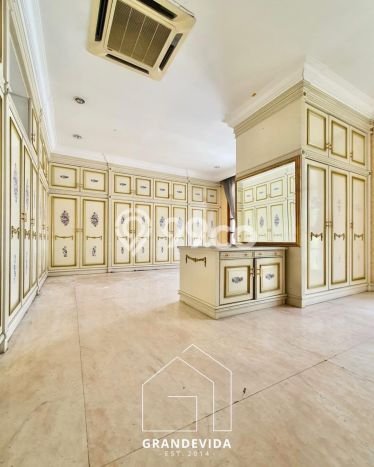 Jual Rumah Luas Megah Dengan View Eksklusif di Pondok Indah, Jakarta Selatan Jual Rumah Luas Megah Dengan View Eksklusif di Pondok Indah, Jakarta Selatan
