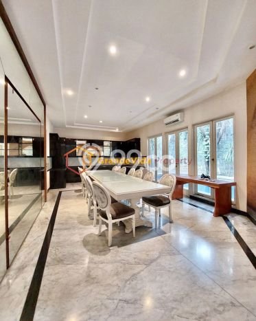 Hunian Mewah LB 502m2 Siap Pakai Desain Elegan di Pondok Indah, Jakarta Selatan Hunian Mewah LB 502m2 Siap Pakai Desain Elegan di Pondok Indah, Jakarta Selatan