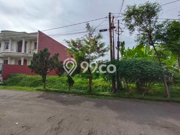 Lahan Dijual Lokasi Strategis di Bandung dengan Luas 300m2 Lahan Dijual Lokasi Strategis di Bandung dengan Luas 300m2