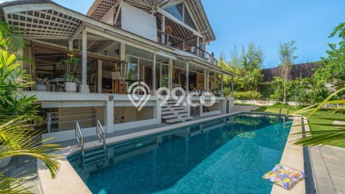 Vila di Canggu, Ukuran 750m², Ideal untuk hunian keluarga Vila di Canggu, Ukuran 750m², Ideal untuk hunian keluarga