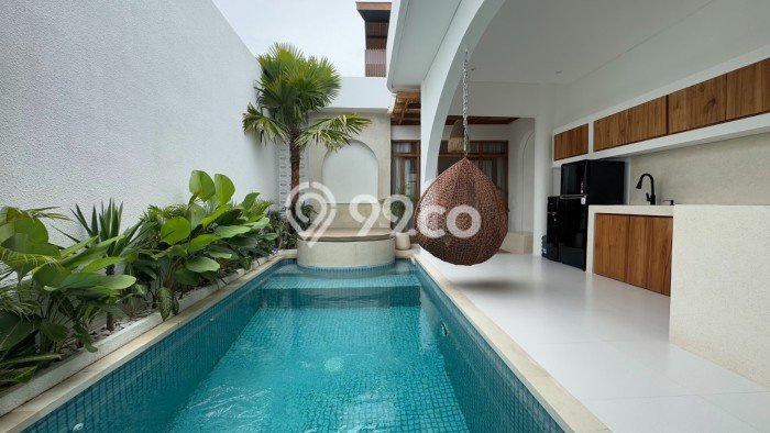 Tersedia Vila Kawasan Seminyak, Ukuran 154m², Posisi Premium Tersedia Vila Kawasan Seminyak, Ukuran 154m², Posisi Premium