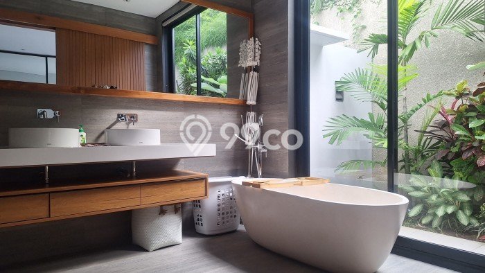 Dijual Vila Kawasan , Ukuran 220m2m², Akses mudah fasilitas Dijual Vila Kawasan , Ukuran 220m2m², Akses mudah fasilitas