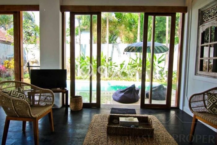 HOT DEAL! Vila Kawasan , Area 300m2m², Area Strategis HOT DEAL! Vila Kawasan , Area 300m2m², Area Strategis