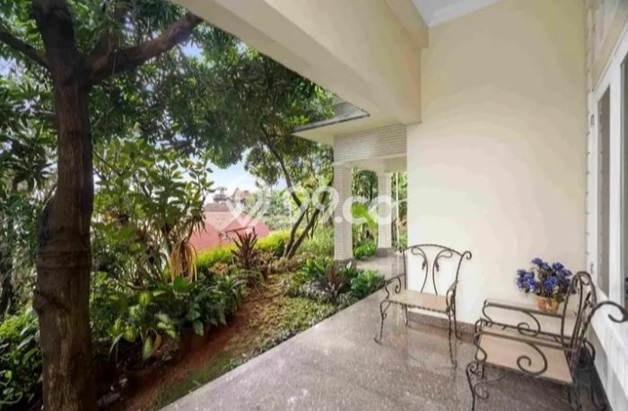 Jual Rumah Mewah Elegan Dengan View Cantik di Pejaten, Jakarta Selatan Jual Rumah Mewah Elegan Dengan View Cantik di Pejaten, Jakarta Selatan