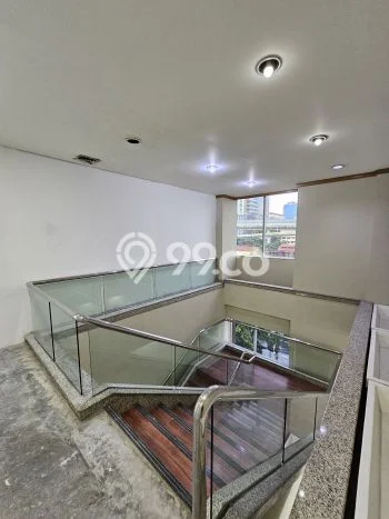 Ruko untuk Disewa di Pusat Jakarta Selatan Luas Bangunan 4300m2 Ruko untuk Disewa di Pusat Jakarta Selatan Luas Bangunan 4300m2