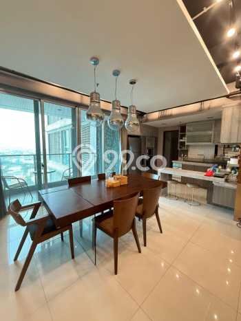 Hunian Apartemen High-Class untuk Dijual di Jakarta Selatan dengan 3 BR & 3 Kamar Mandi Hunian Apartemen High-Class untuk Dijual di Jakarta Selatan dengan 3 BR & 3 Kamar Mandi