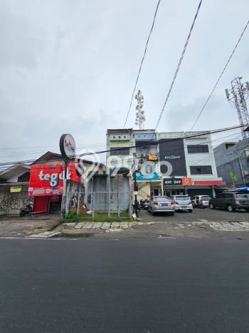 Untuk Dijual Ruko di Ciputat Tangerang Selatan LT 101m2 / LB 256m2 Untuk Dijual Ruko di Ciputat Tangerang Selatan LT 101m2 / LB 256m2