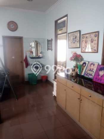Jual Rumah Luas Megah Dengan View Cantik di Meruya, Jakarta Barat Jual Rumah Luas Megah Dengan View Cantik di Meruya, Jakarta Barat