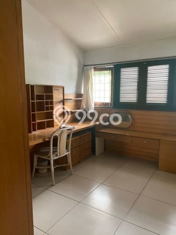 Rumah Luxury Modern Siap Huni di Puri Indah Jakarta Barat Rumah Luxury Modern Siap Huni di Puri Indah Jakarta Barat