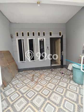 Dijual Rumah Eksklusif 3 KT di Duri Kepa, Jakarta Barat Dijual Rumah Eksklusif 3 KT di Duri Kepa, Jakarta Barat