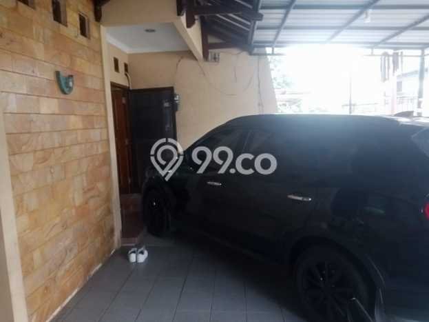 Jual Rumah Luas Megah Dengan View Cantik di Meruya, Jakarta Barat Jual Rumah Luas Megah Dengan View Cantik di Meruya, Jakarta Barat
