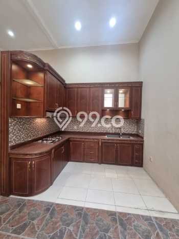 Rumah Elit Modern Siap Huni di Puri Indah Jakarta Barat Rumah Elit Modern Siap Huni di Puri Indah Jakarta Barat