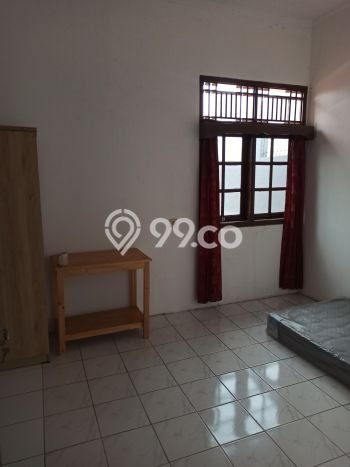 Dijual Kost Strategis di Kramat Jati, Jakarta Timur 0 KT, 8 KM, Luas Bangunan 380m2 Dijual Kost Strategis di Kramat Jati, Jakarta Timur 0 KT, 8 KM, Luas Bangunan 380m2