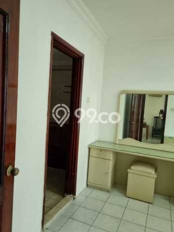 Apartemen Siap Huni 3 BR dengan Harga Hemat di Area Kemayoran, Jakarta Pusat Apartemen Siap Huni 3 BR dengan Harga Hemat di Area Kemayoran, Jakarta Pusat
