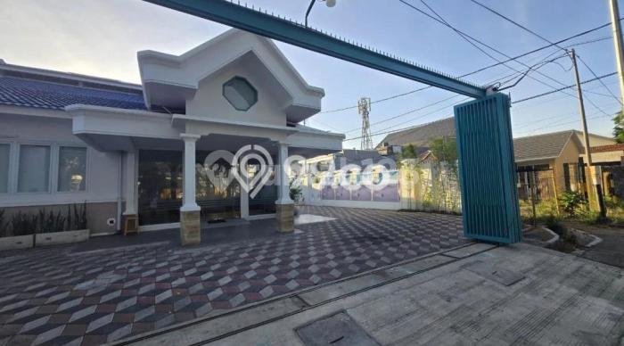 Komersial Dijual di Surabaya LT 460m2 & LB 600m2 Lokasi Terbaik! Komersial Dijual di Surabaya LT 460m2 & LB 600m2 Lokasi Terbaik!