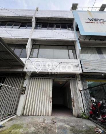 Ruko Dijual di Surabaya LT 92m2 & LB 195m2 Lokasi Terbaik! Ruko Dijual di Surabaya LT 92m2 & LB 195m2 Lokasi Terbaik!