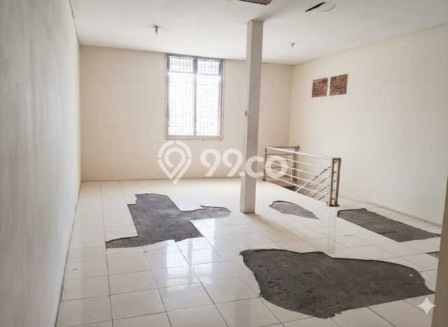 Ruko Dijual di Wiyung LT 144m2, LB 200m2 Solusi Investasi Cerdas Ruko Dijual di Wiyung LT 144m2, LB 200m2 Solusi Investasi Cerdas