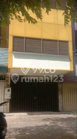 Ruko Dijual Lokasi Emas di Genteng Luas 270m2 Ruko Dijual Lokasi Emas di Genteng Luas 270m2