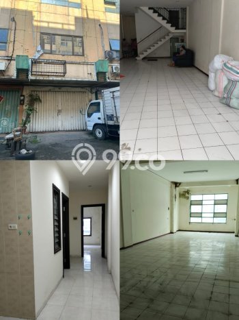 Ruko Dijual di Surabaya LT 70m2 & LB 67m2 Lokasi Terbaik! Ruko Dijual di Surabaya LT 70m2 & LB 67m2 Lokasi Terbaik!