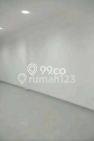 Ruko Dijual Lokasi Emas di Genteng Luas 270m2 Ruko Dijual Lokasi Emas di Genteng Luas 270m2
